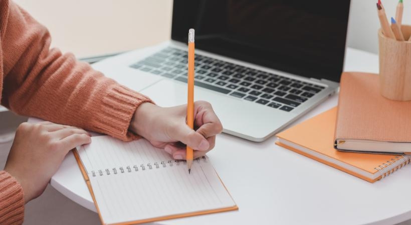 Pós-graduação em Escrita Criativa, Roteiro e Multiplataformas  